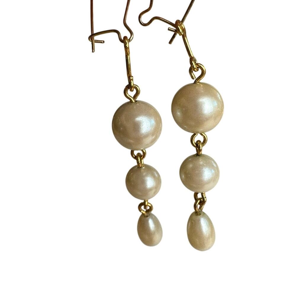 Vintage Goldtone Wire Pearl Drop Dangle Earrings 2" Soft Clean Girl Old Money